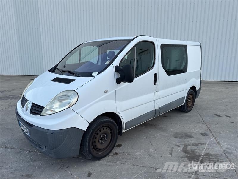 Renault Trafic Lätta skåpbilar