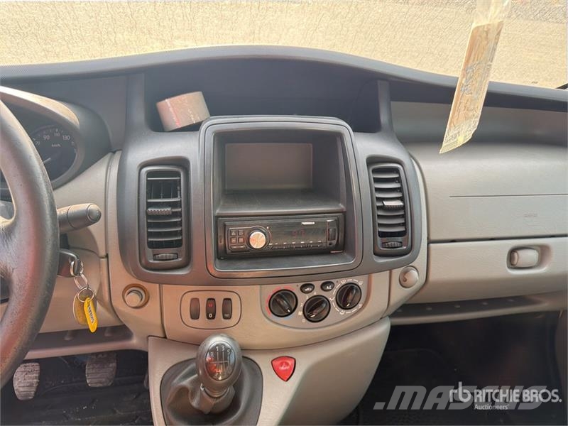Renault Trafic Φορτηγά Κόφα