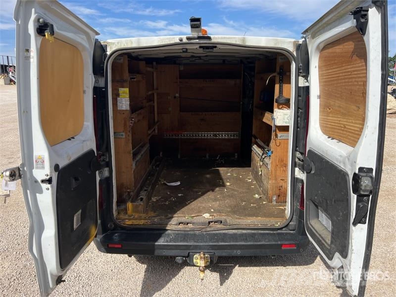 Renault Trafic Lätta skåpbilar