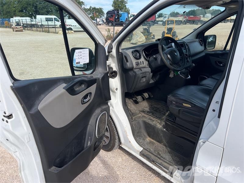 Renault Trafic Lätta skåpbilar