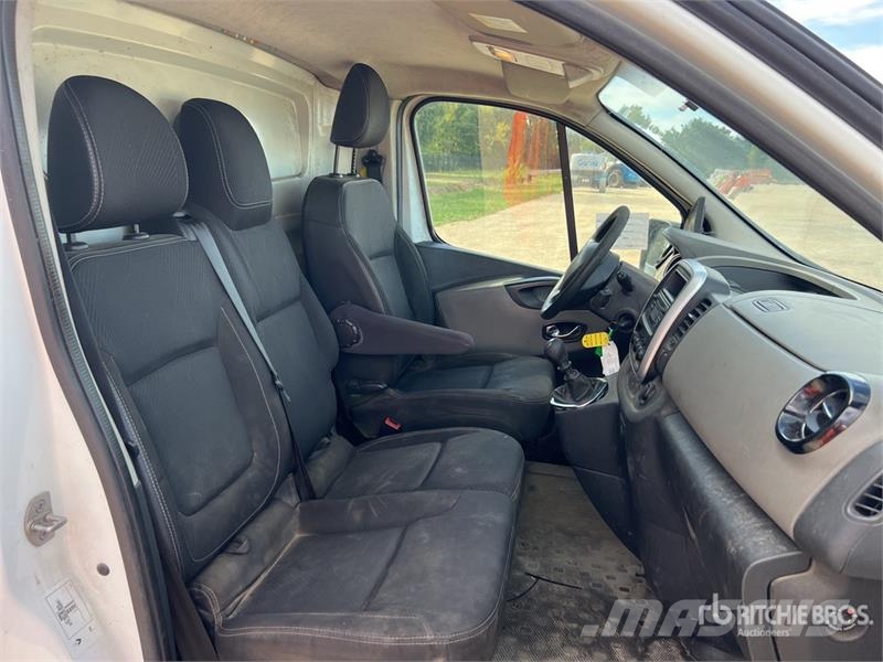 Renault Trafic Lätta skåpbilar