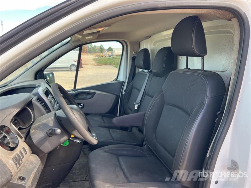 Renault Trafic Lätta skåpbilar