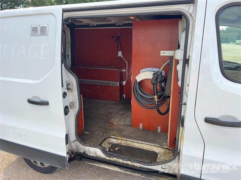 Renault Trafic Lätta skåpbilar