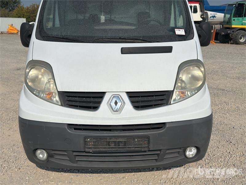 Renault Trafic Φορτηγά Κόφα