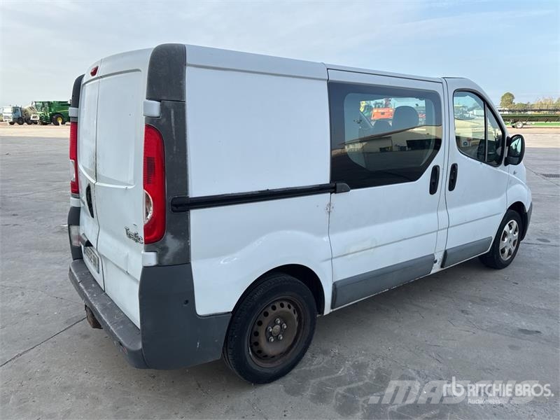 Renault Trafic Lätta skåpbilar