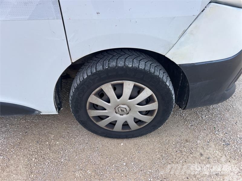 Renault Trafic Lätta skåpbilar
