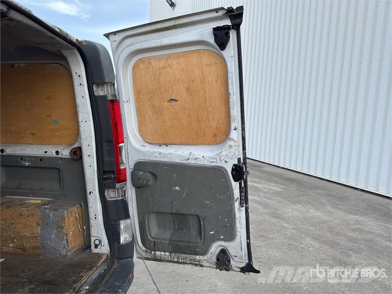 Renault Trafic Lätta skåpbilar