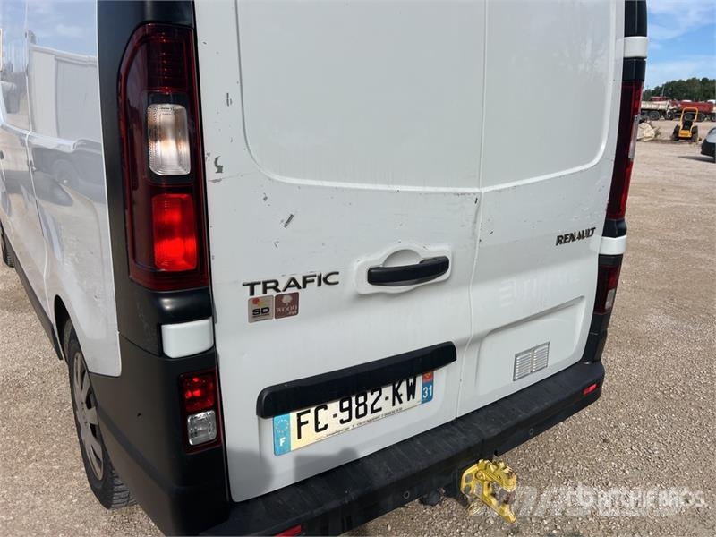 Renault Trafic Lätta skåpbilar