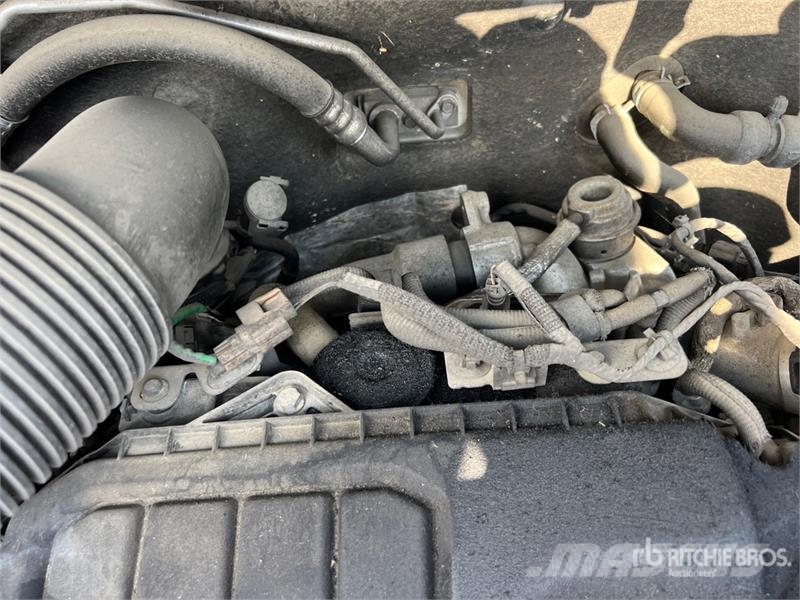 Renault Trafic 9 Passenger Van Gesloten bedrijfswagens