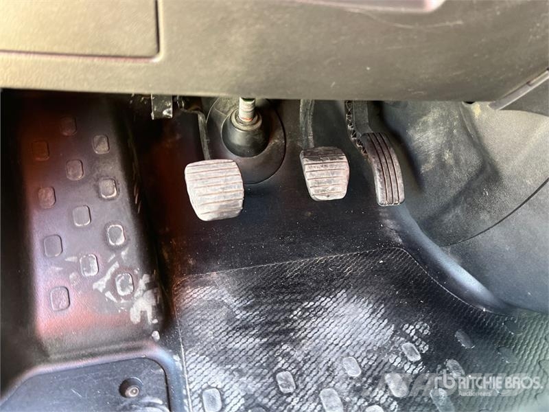 Renault Trafic 9 Passenger Van Gesloten bedrijfswagens