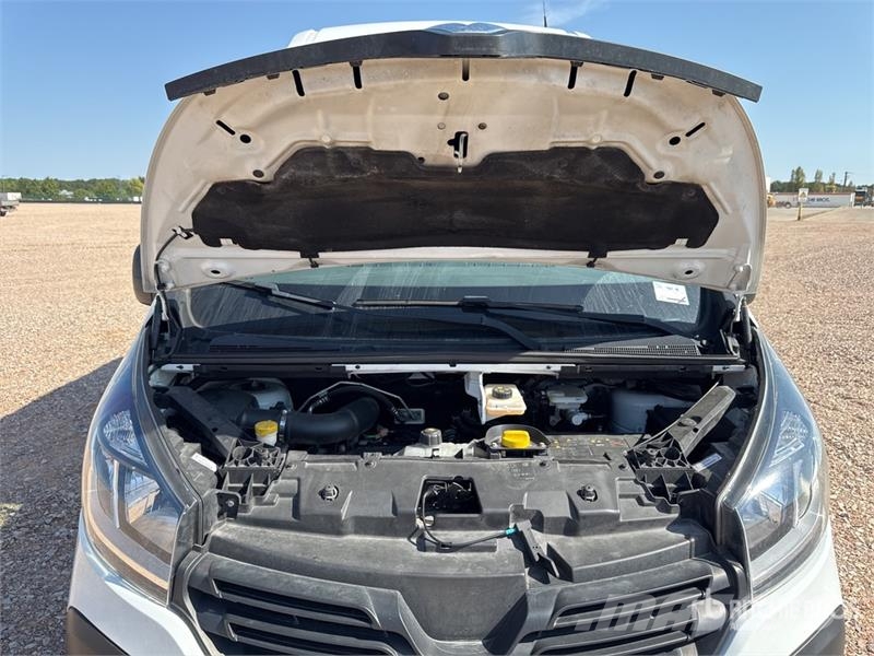 Renault Trafic dCi 145 Vehicule Utilitaire Cargo Van (Inop Varebiler