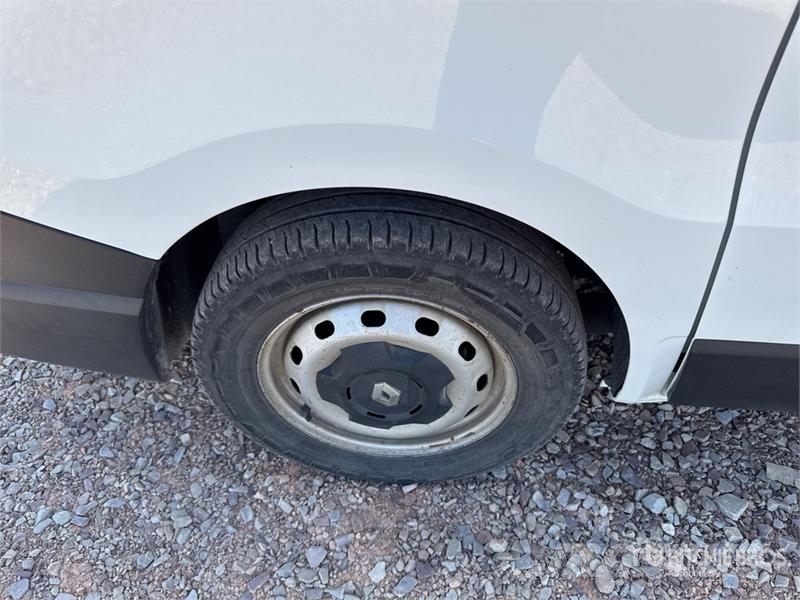 Renault Trafic dCi 145 Vehicule Utilitaire Cargo Van (Inop Varebiler