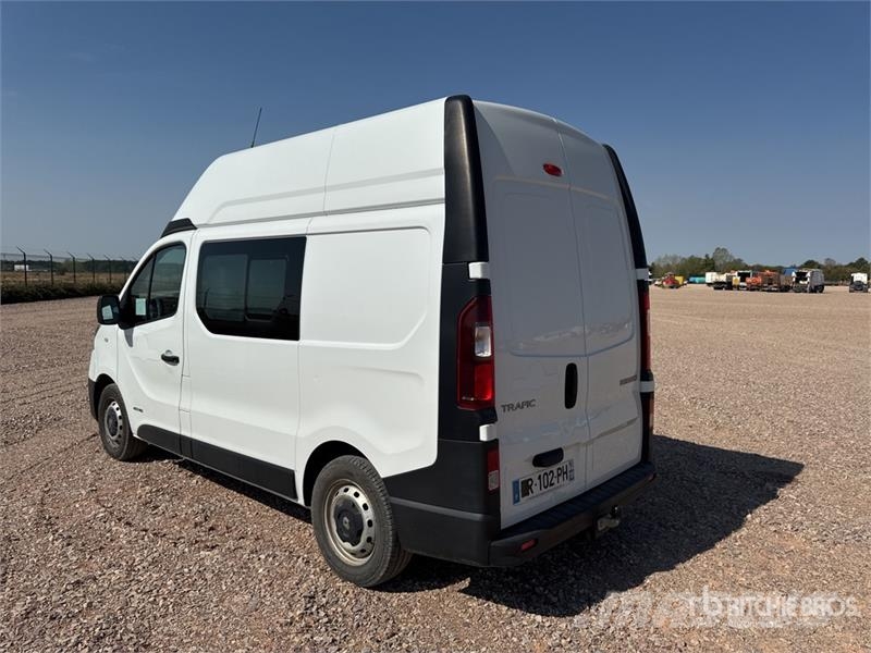 Renault Trafic dCi 145 Vehicule Utilitaire Cargo Van (Inop Varebiler
