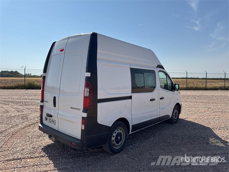 Renault Trafic dCi 145 Vehicule Utilitaire Cargo Van (Inop Varebiler
