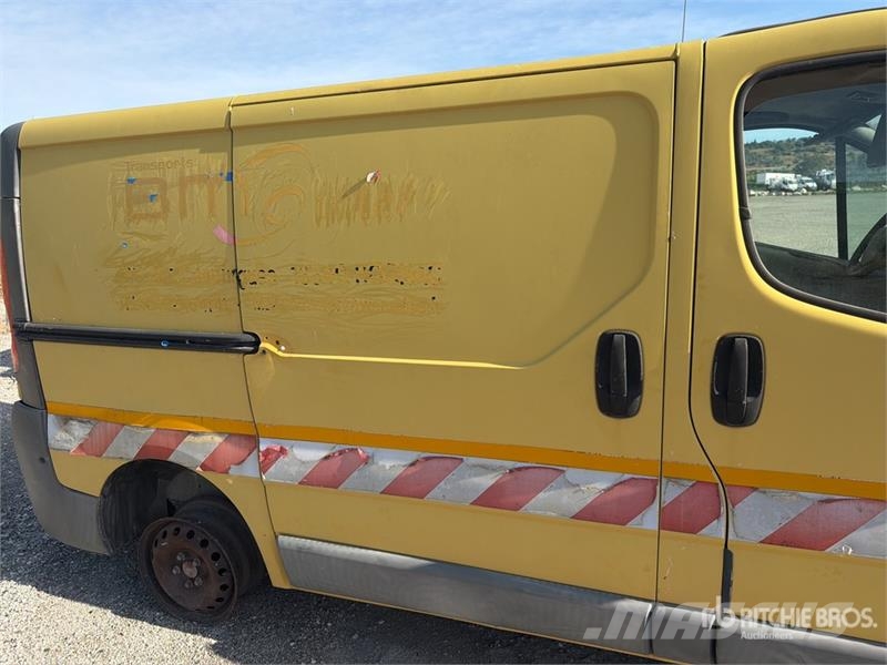 Renault Trafic dci 150 Vehicule Utilitaire Cargo Van (Inop Varebiler