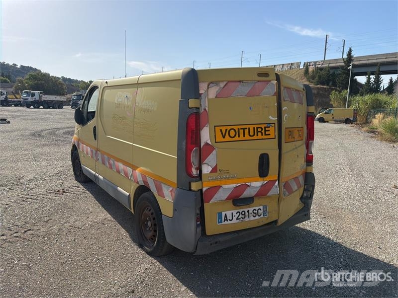 Renault Trafic dci 150 Vehicule Utilitaire Cargo Van (Inop Varebiler