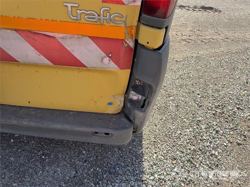 Renault Trafic dci 150 Vehicule Utilitaire Cargo Van (Inop Varebiler