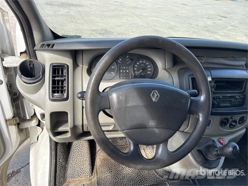 Renault Trafic dCi 80 Vehicule Utilitaire Cargo Van Varebiler