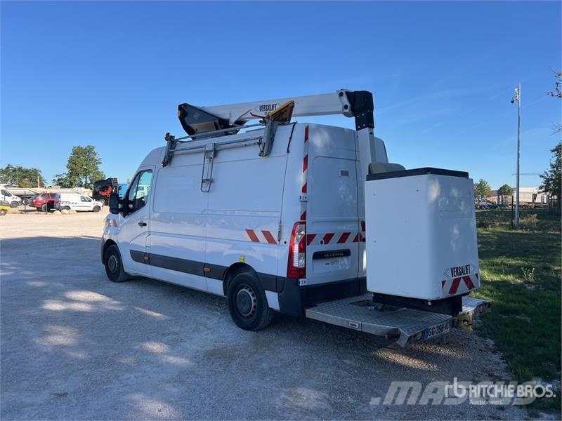 Renault VTL-135 EVO 13.2 m on Renault Master Camion Nacell 车载式高空作业车