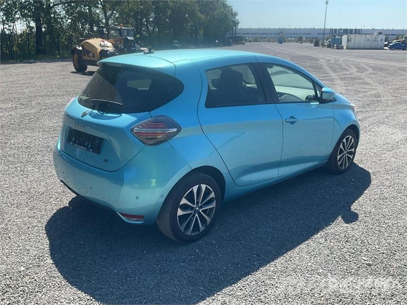 Renault Zoe R135 EL Intens 52 KWh Electric Automobile Masini