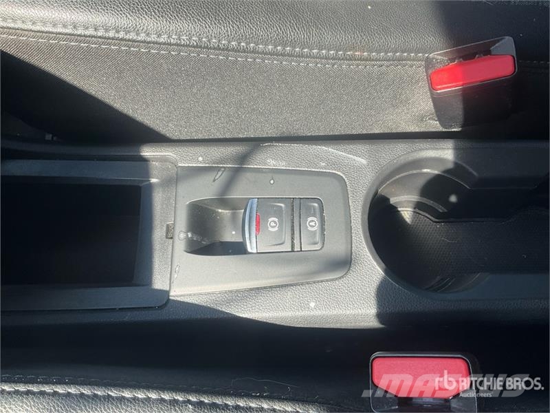 Renault Zoe R135 EL Intens 52 KWh Electric Automobile Masini