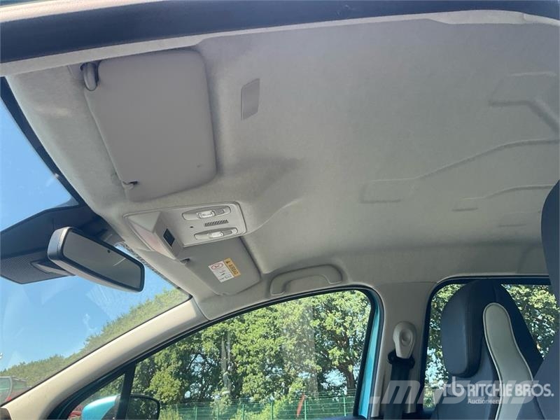 Renault Zoe R135 EL Intens 52 KWh Electric Automobile Masini