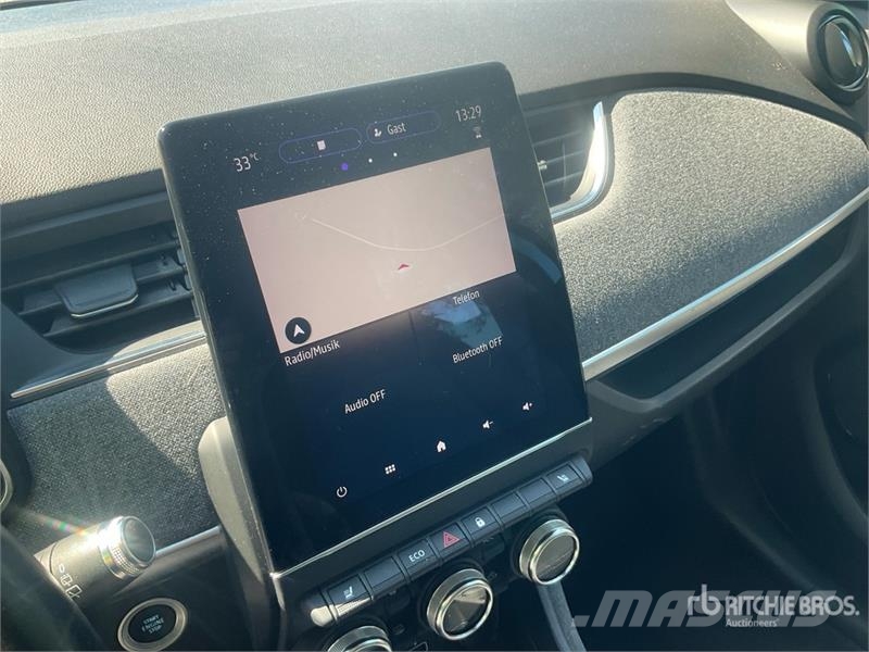 Renault Zoe R135 EL Intens 52 KWh Electric Automobile Masini