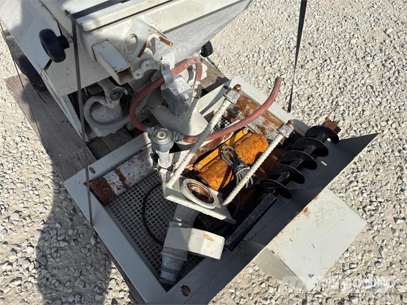 REV FG3 LONG Plastering Machine Oil and gas drilling equipment