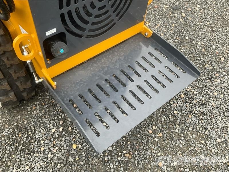 Rexus X480 Mini Compact Track Loader (Unused) Lietoti riteņu kompaktiekrāvēji