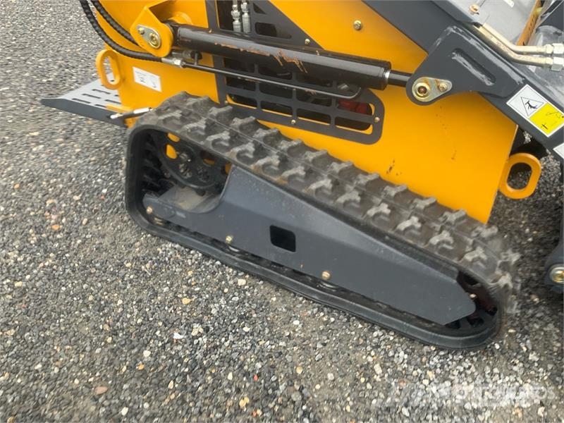 Rexus X480 Mini Compact Track Loader (Unused) Lietoti riteņu kompaktiekrāvēji