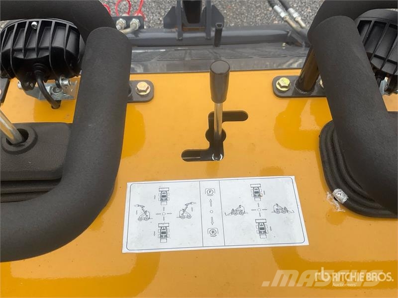 Rexus X480 Mini Compact Track Loader (Unused) Lietoti riteņu kompaktiekrāvēji