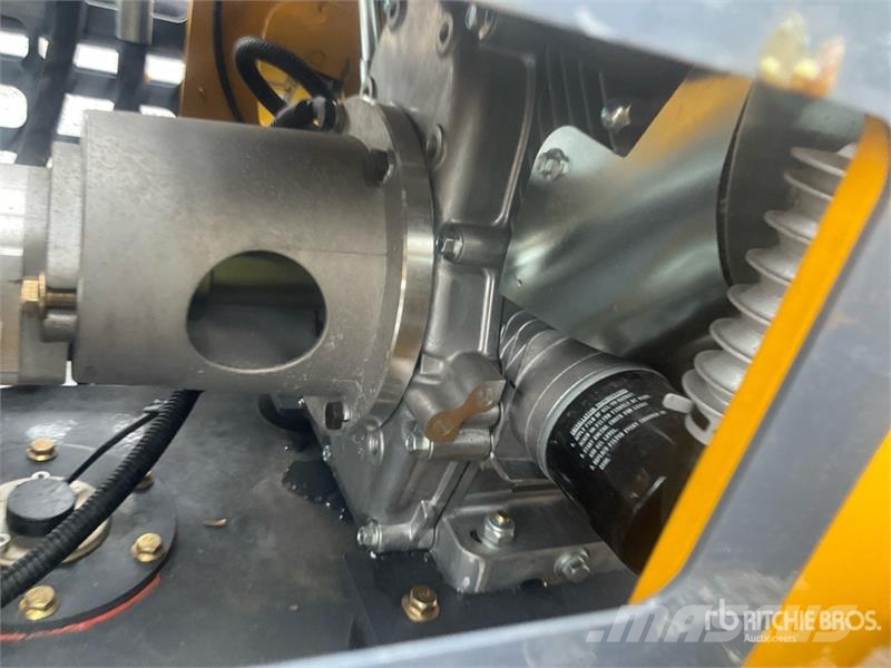 Rexus X480 Mini Compact Track Loader (Unused) Lietoti riteņu kompaktiekrāvēji
