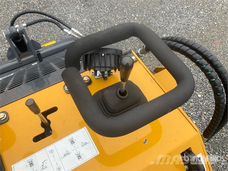 Rexus X480 Mini Compact Track Loader (Unused) Lietoti riteņu kompaktiekrāvēji