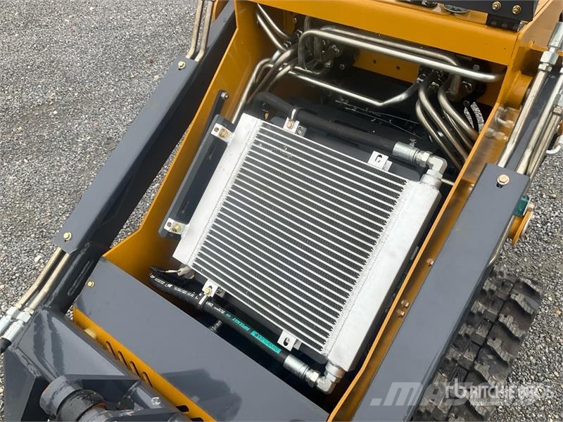 Rexus YF380 Mini Compact Track Loader (Unused) Lietoti riteņu kompaktiekrāvēji
