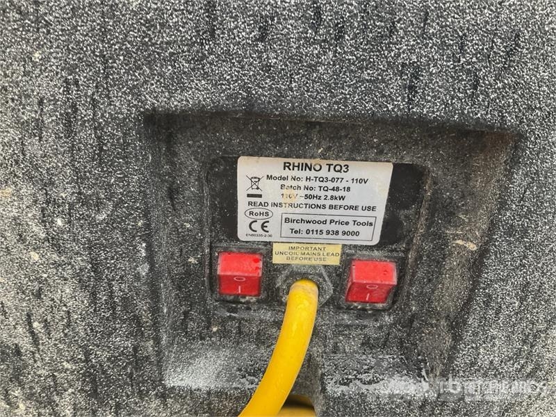Rhino of (10) Rhino TQ3 Space Heater معدات التسخين والإذابة