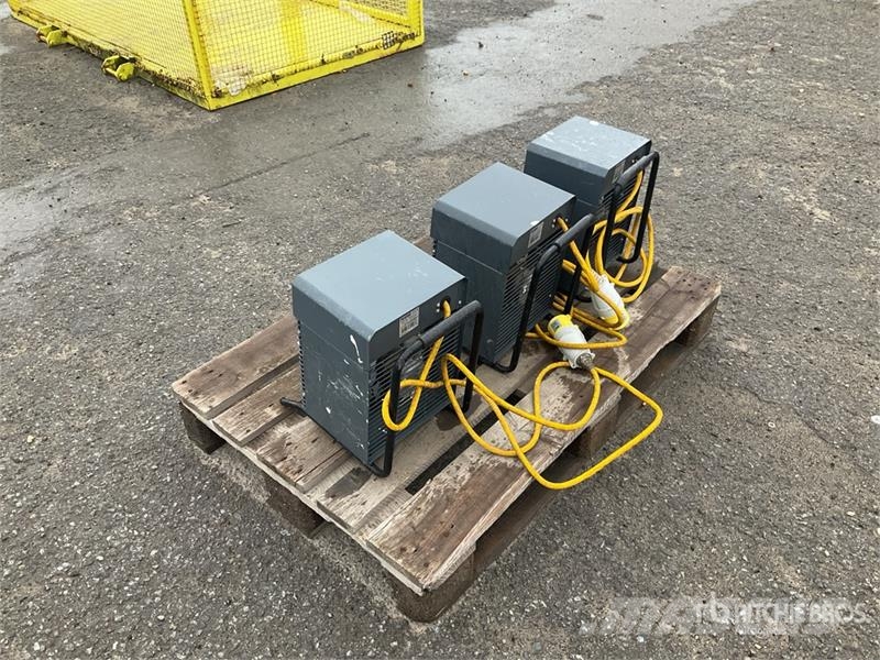 Rhino of (3)  Rhino FH3 Space Heater معدات التسخين والإذابة