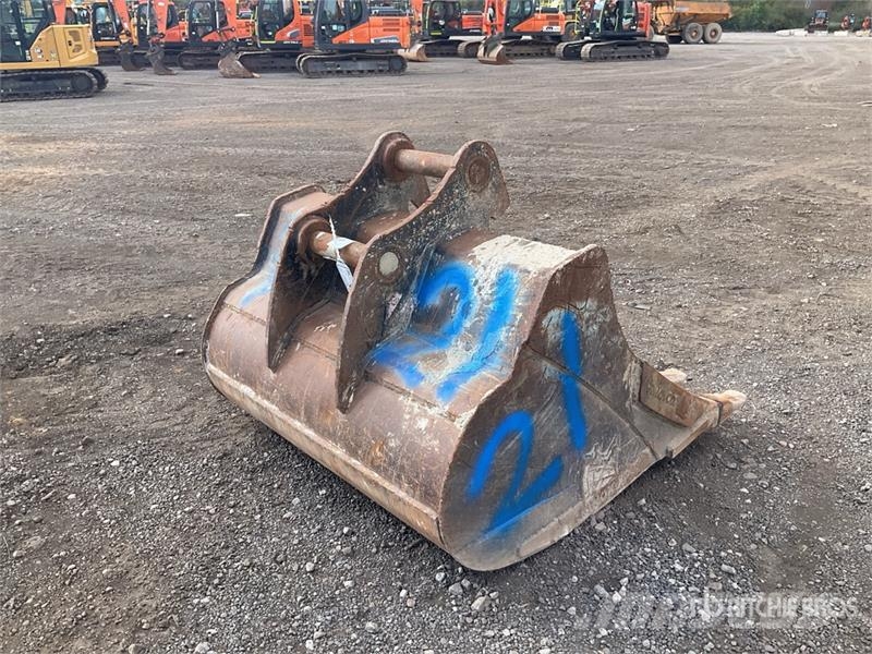 Rhinox 1500 mm Digging Excavator Bucket - Fits 20 Ton Buckets