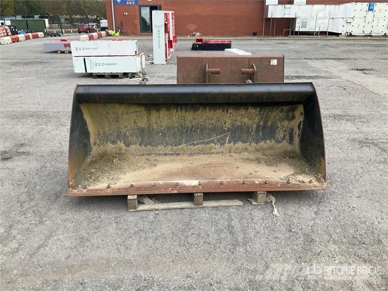 Rhinox 2230 mm Telehandler Bucket دلاء