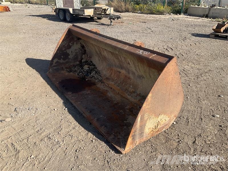 Rhinox 2250 mm Telehandler Bucket Buckets