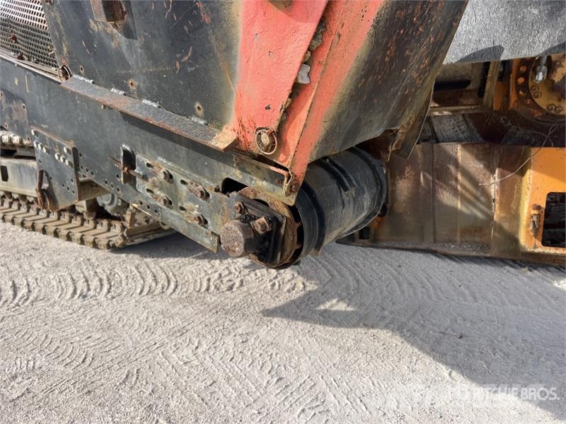 Rivard Porteur Riv 152 Tracked Trancheuse Sur Chen Trenchers