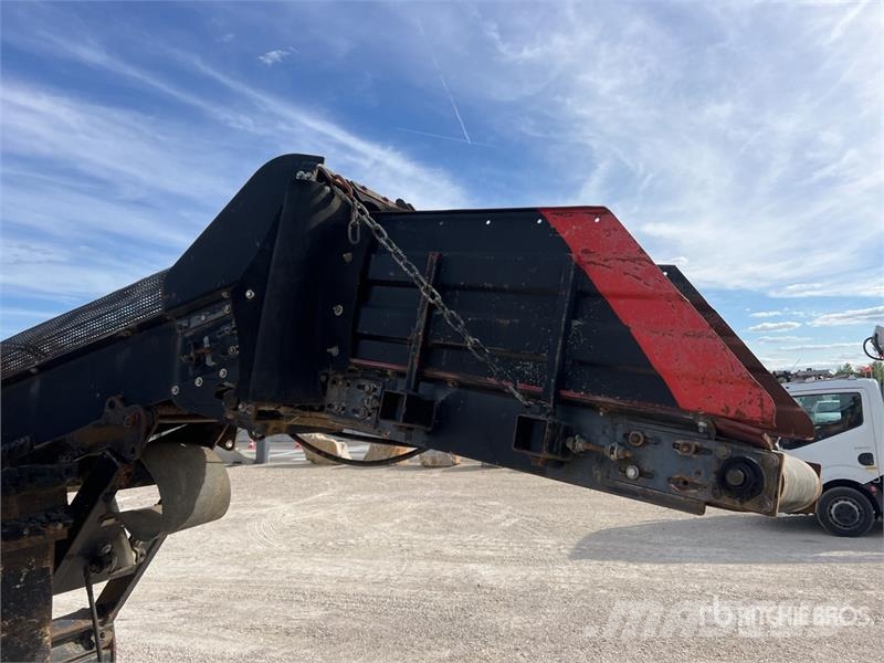 Rivard Porteur Riv 152 Tracked Trancheuse Sur Chen Trenchers