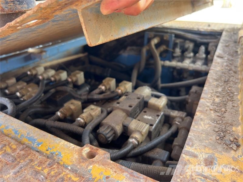 Rivard Porteur Riv 152 Tracked Trancheuse Sur Chen Trenchers