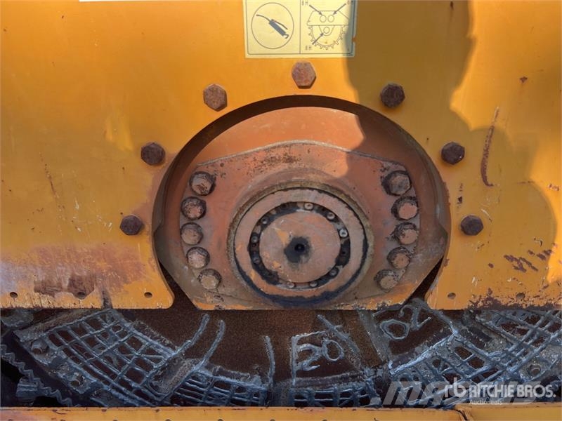 Rivard PORTEUR RIV 152 Tracked Trancheuse Sur Chen Trenchers