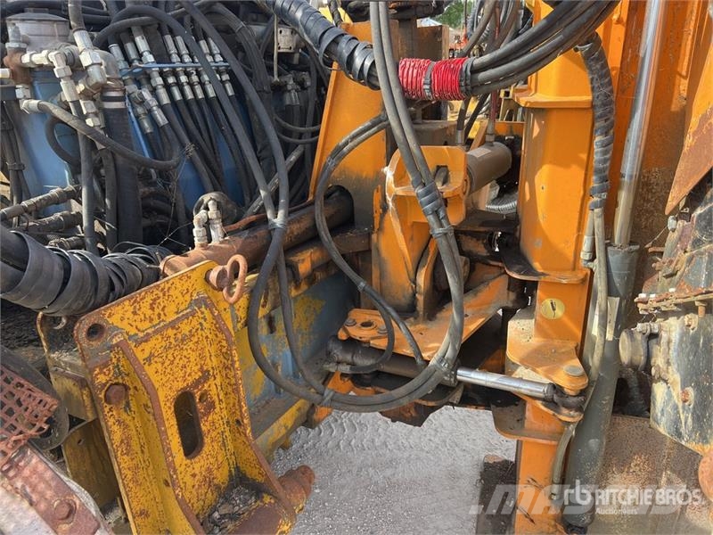 Rivard Porteur Riv 152 Tracked Trancheuse Sur Chen Trenchers