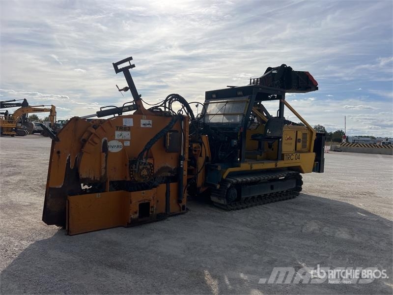 Rivard Porteur Riv 152 Tracked Trancheuse Sur Chen Trenchers