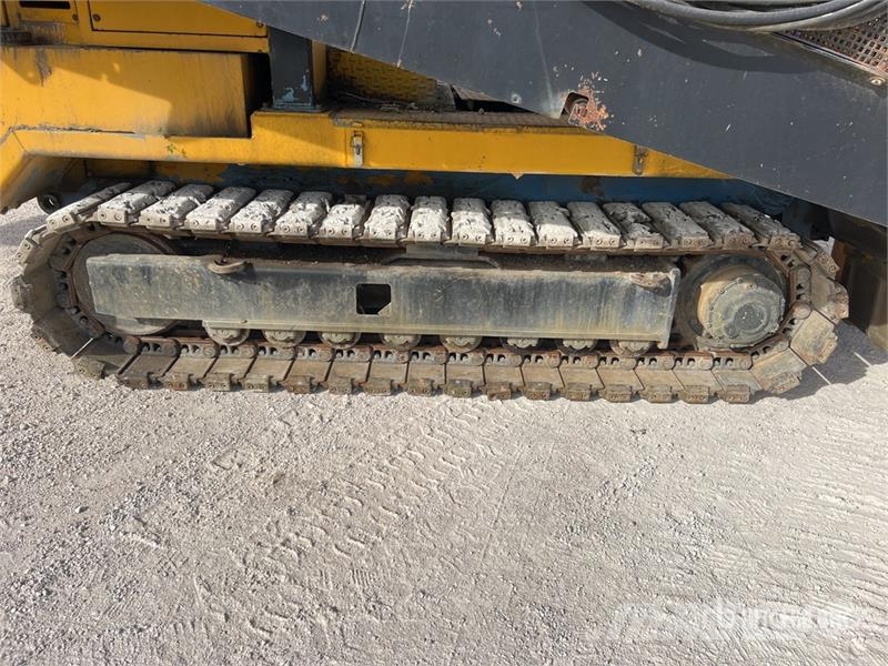 Rivard Porteur Riv 152 Tracked Trancheuse Sur Chen Trenchers
