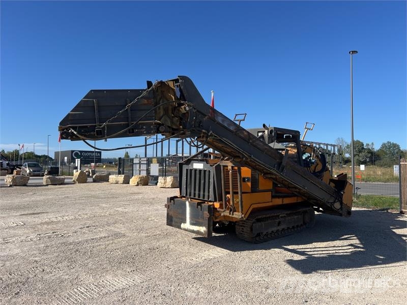 Rivard PORTEUR RIV 152 Tracked Trancheuse Sur Chen Trancheuse