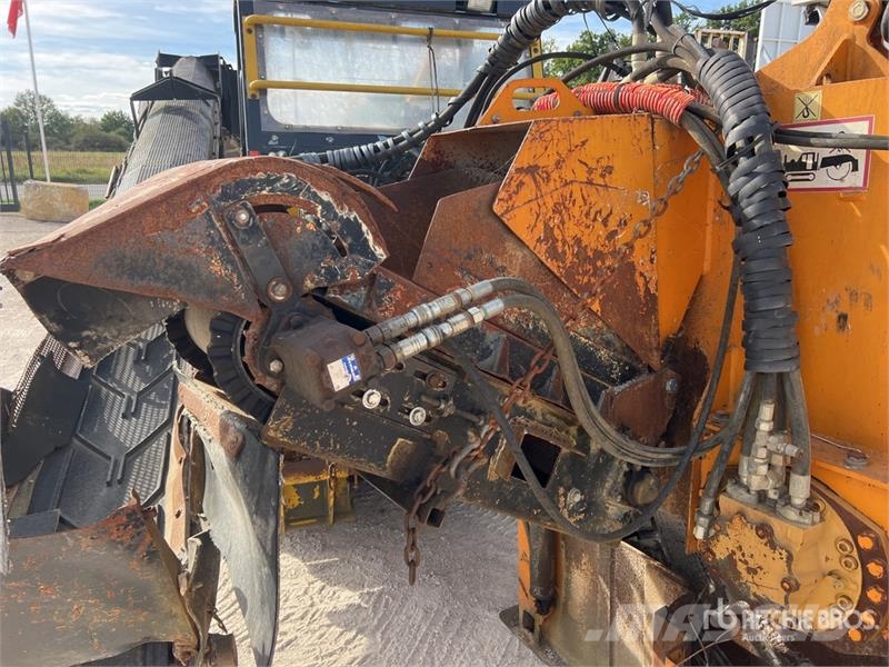 Rivard Porteur Riv 152 Tracked Trancheuse Sur Chen Trenchers