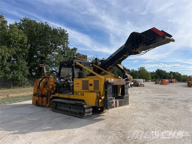 Rivard Porteur Riv 152 Tracked Trancheuse Sur Chen Trenchers