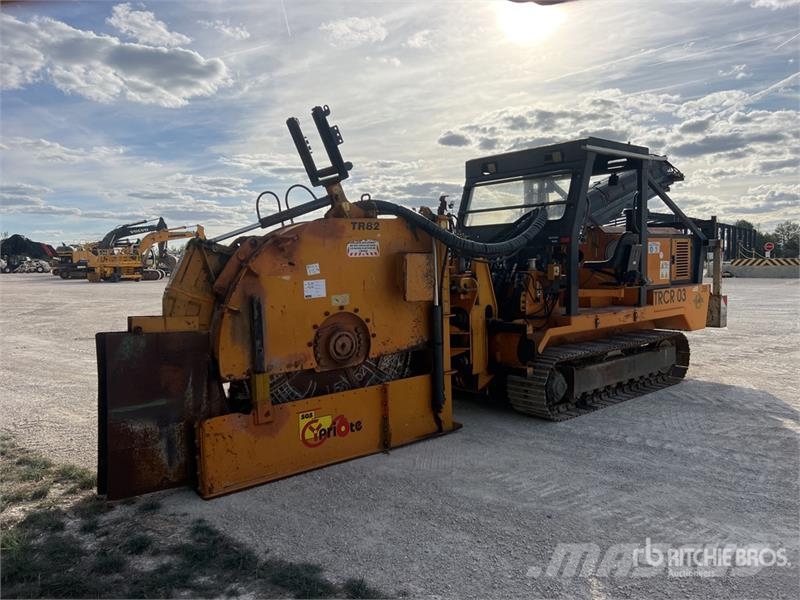 Rivard PORTEUR RIV 152 Tracked Trancheuse Sur Chen Trenchers
